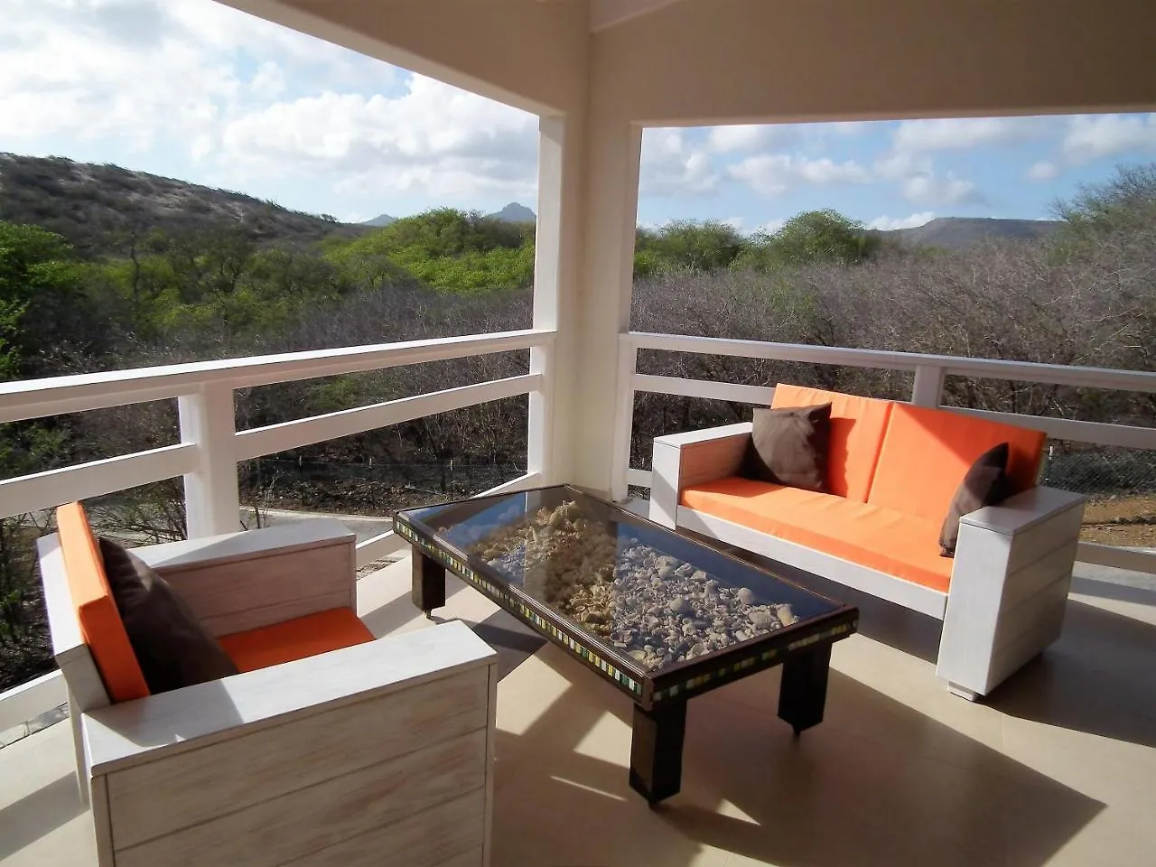 Don Genaro Apartments Barber Curacao
