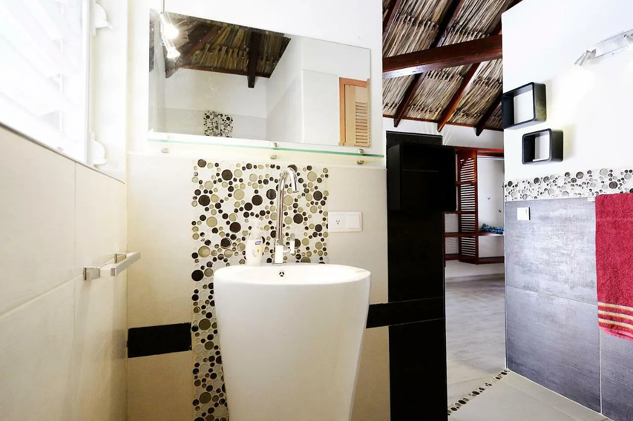 Don Genaro Apartments Barber