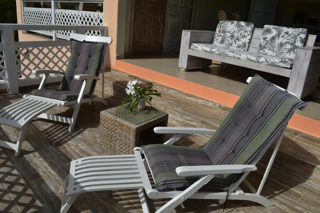 Don Genaro Apartments Barber Curacao