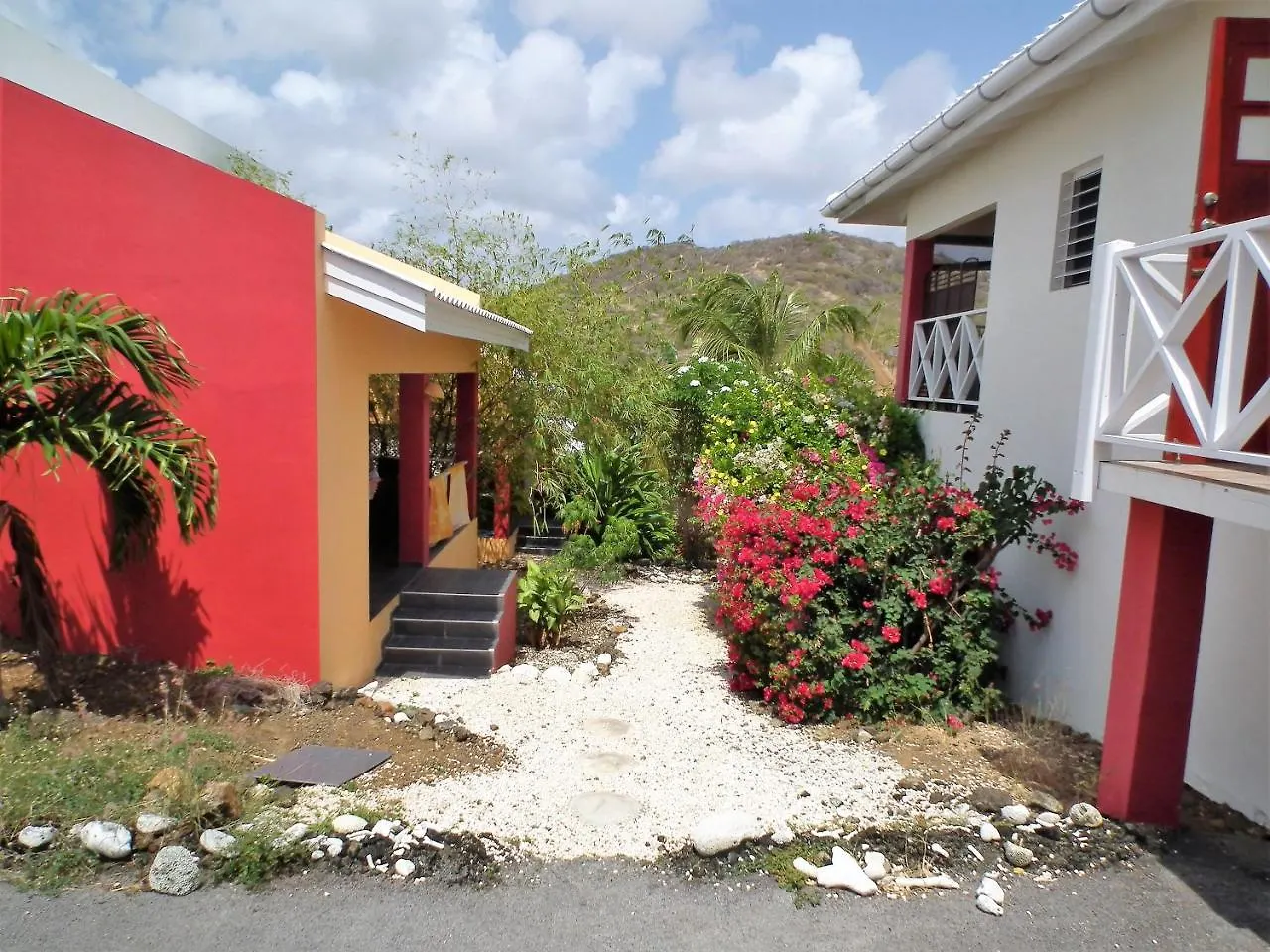 Don Genaro Apartments Barber Curacao